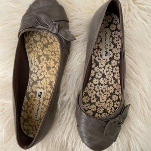 Brown Flats with Bow